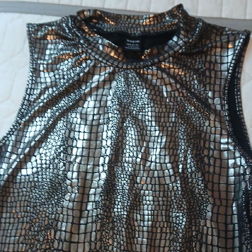 SHEIN Silver Graphic Sleeveless Tank Top